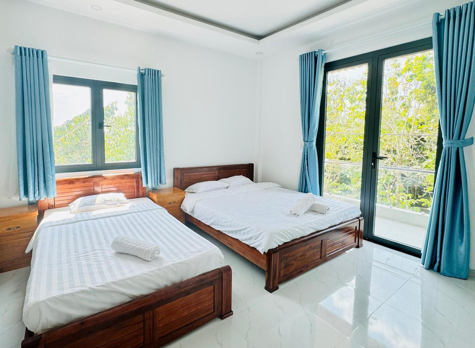 Lava Rock Viet Nam Lodge Anhfly Resort Nam Cat Tien Exterior photo