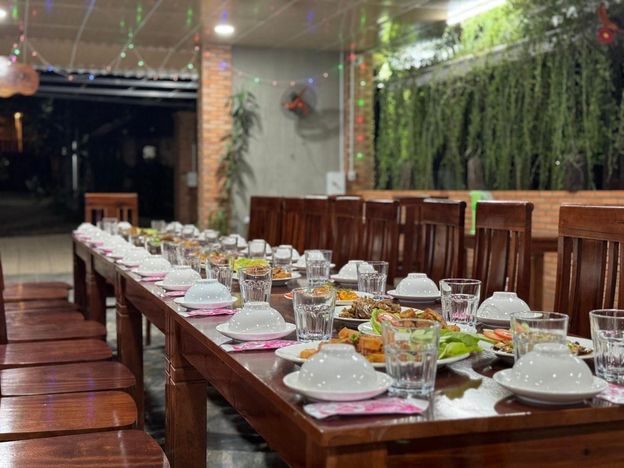 Lava Rock Viet Nam Lodge Anhfly Resort Nam Cat Tien Exterior photo