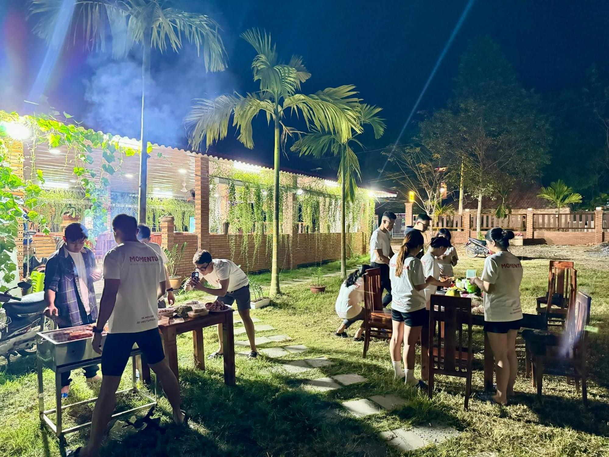 Lava Rock Viet Nam Lodge Anhfly Resort Nam Cat Tien Exterior photo