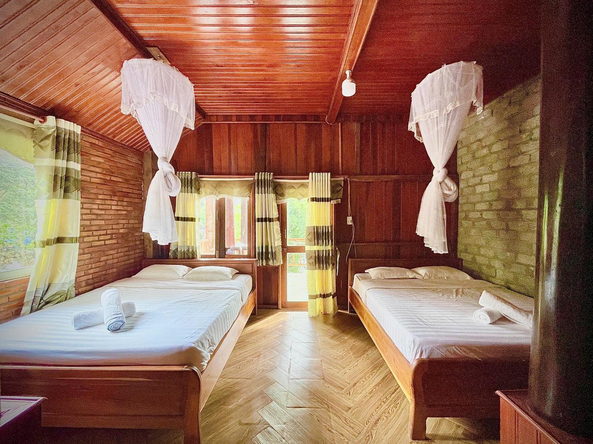 Lava Rock Viet Nam Lodge Anhfly Resort Nam Cat Tien Exterior photo